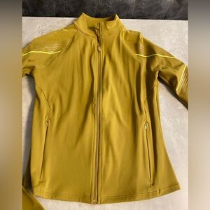 VSX
VSX Elevate™ Refined Contours Legging & Plunge Bra Jacket